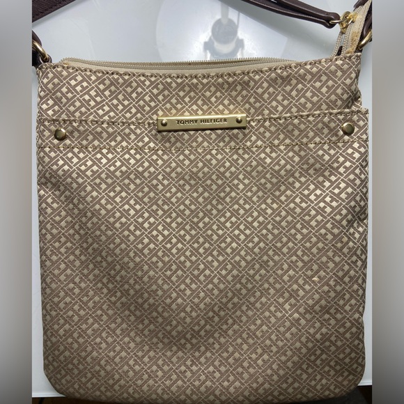 Tommy Hilfiger Handbags - Tommy Hilfiger Small Brown Tan Purse
Handbag Bag With Shoulder Strap